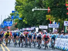  山东男篮比赛直播在线观看 