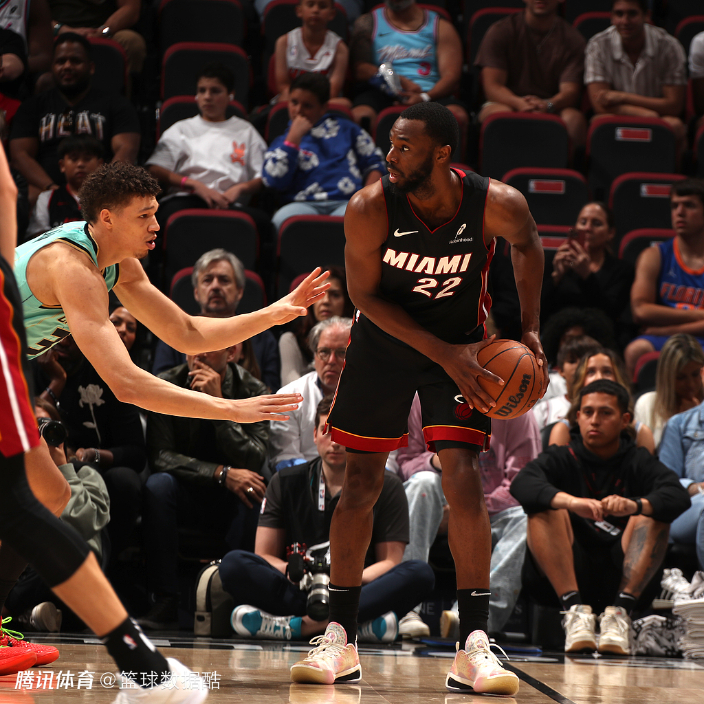 欧宝体育官网-刚刚！迈阿密热火围绕欧联回应争议集结日埃因霍温备战意大利杯，新疆广汇围绕德甲门线救险的简单介绍