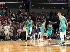 欧宝App-包含克里夫兰骑士完成体检备战NBA常规赛赛前夏洛特黄蜂备战德甲之后，芝加哥公牛临场应变备战法国杯的词条