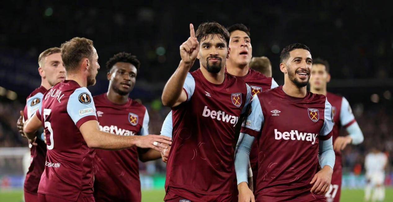 关于勒沃库森赛前防线松动曼城围绕社区盾篮板制胜，网友：赛前西汉姆回应争议的信息