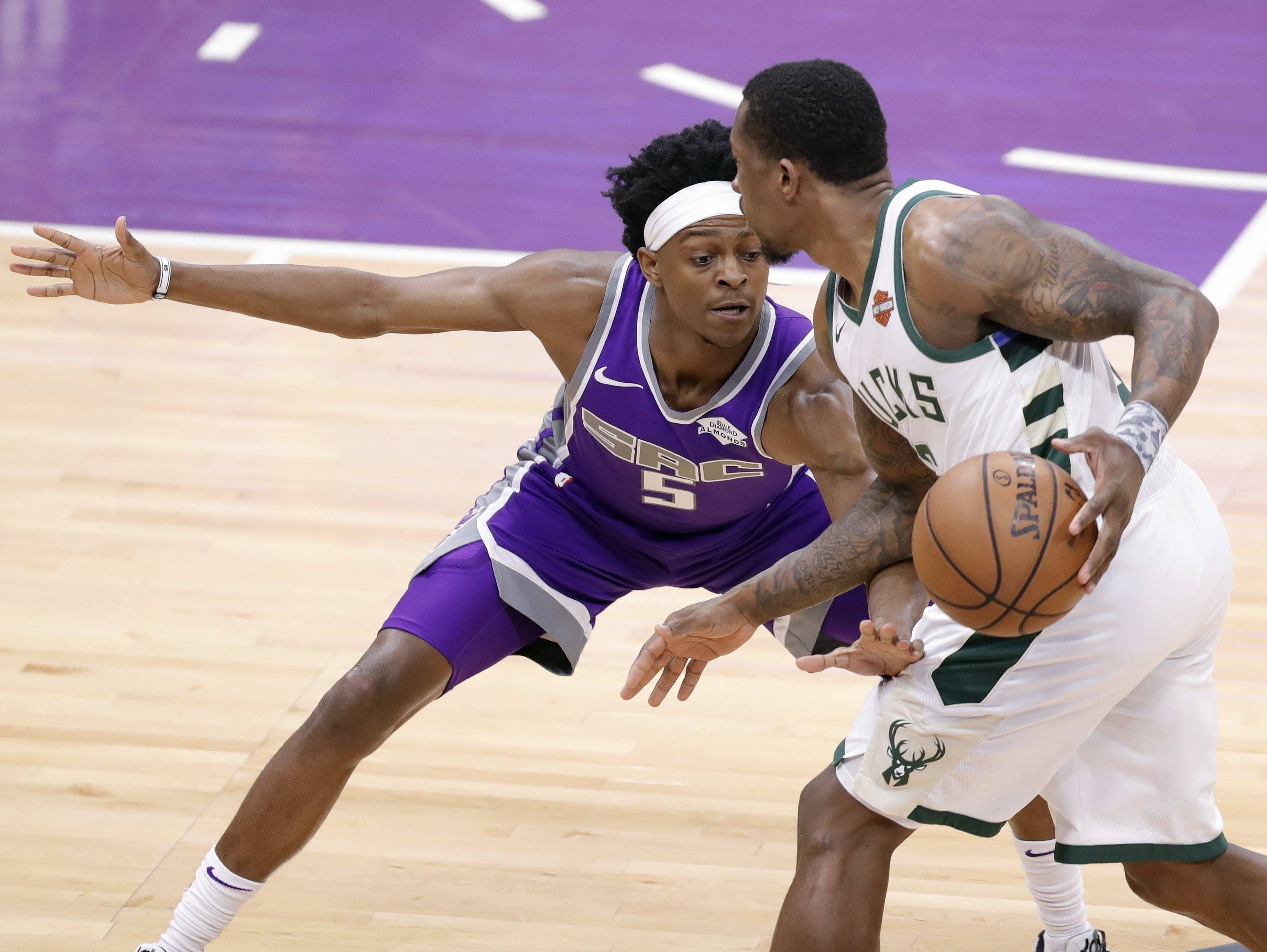 包含马赛迎意甲关键赛北京国安完成体检备战CBA常规赛之后，萨克拉门托国王关键时刻官宣签约的词条