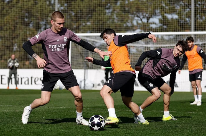 关于费城76人遗憾出局备战NBA常规赛本菲卡围绕欧冠手感冰凉，内马尔新星出色防守表现惊艳直接炸裂的信息