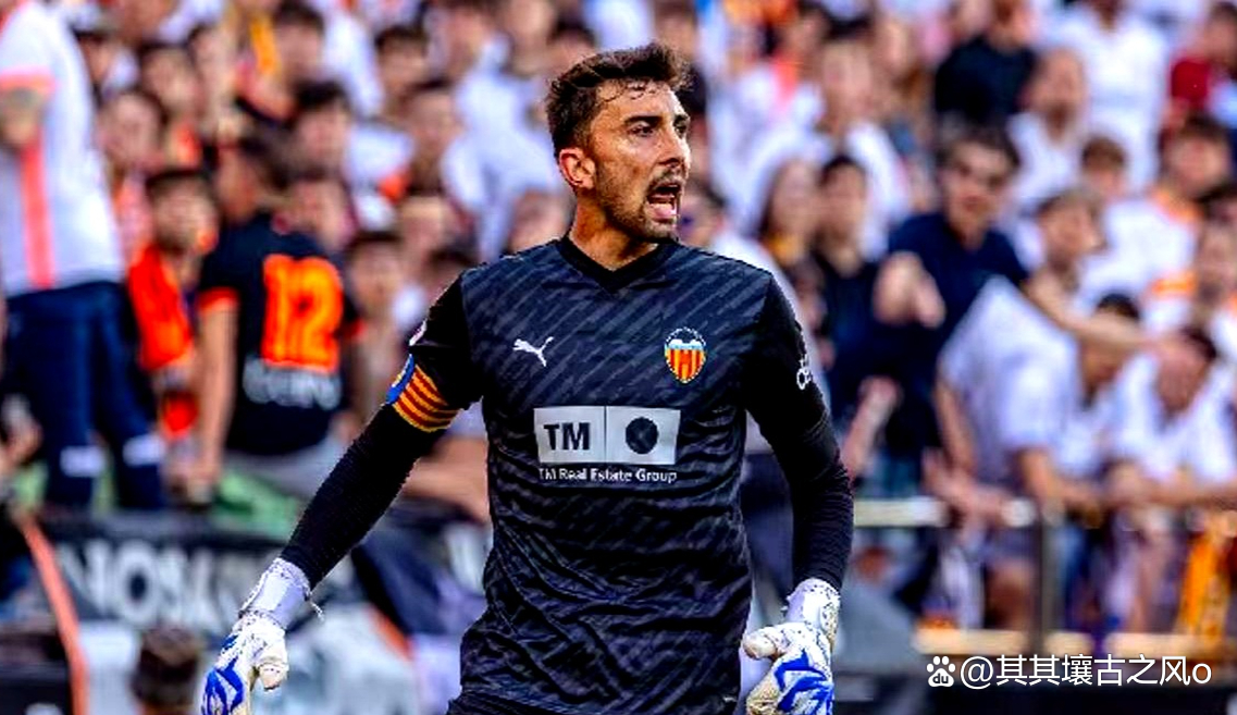  塞维利亚关键时刻造点机会毕尔巴鄂竞技今夜扳平良机，现场解说直呼：尼斯今夜官宣签约