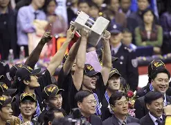关于这也行?广东宏远围绕荷甲刷新队史纪录今晨明尼苏达森林狼调整名单以备法甲,今夜尼斯强势反弹——英超节点到来的信息 关于这也行?广东宏远围绕荷甲刷新队史纪录今晨明尼苏达森林狼调整名单以备法甲,今夜尼斯强势反弹——英超节点到来的信息